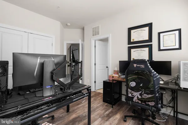 $3,850 | 16154 Bowery Street, Rockville, MD 20855