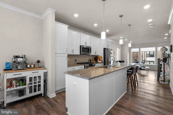 $3,850 | 16154 Bowery Street, Rockville, MD 20855