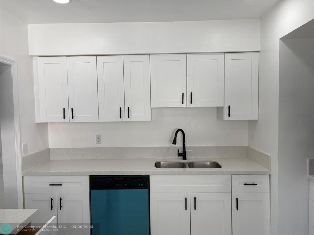 230 A Southwest 11th Street Dania Beach, FL 33004 - Photo 3 of 13