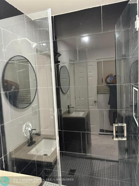 230 A Southwest 11th Street Dania Beach, FL 33004 - Photo 5 of 13