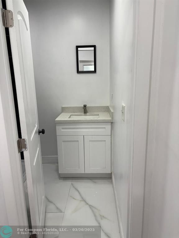 230 A Southwest 11th Street Dania Beach, FL 33004 - Photo 6 of 13