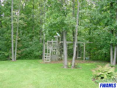 13620 Madden Road Churubusco, IN 46723 - Photo 9 of 12
