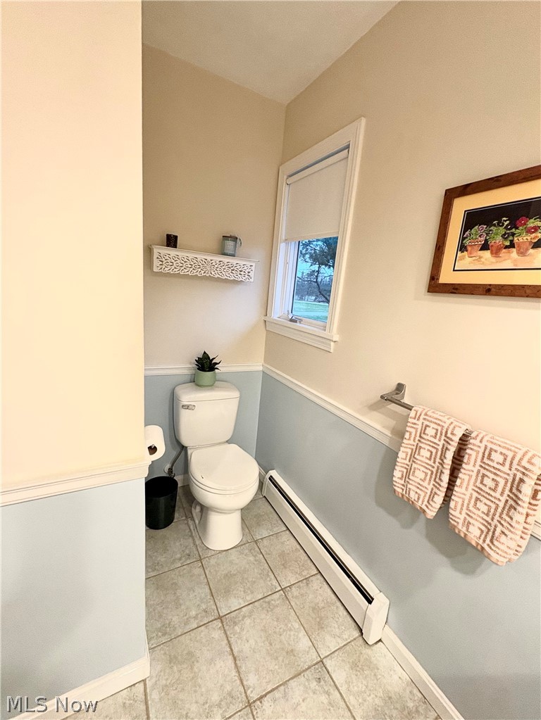 2975 Brown Road Ashtabula, OH 44004 - Photo 44 of 49 Bathroom upper level
