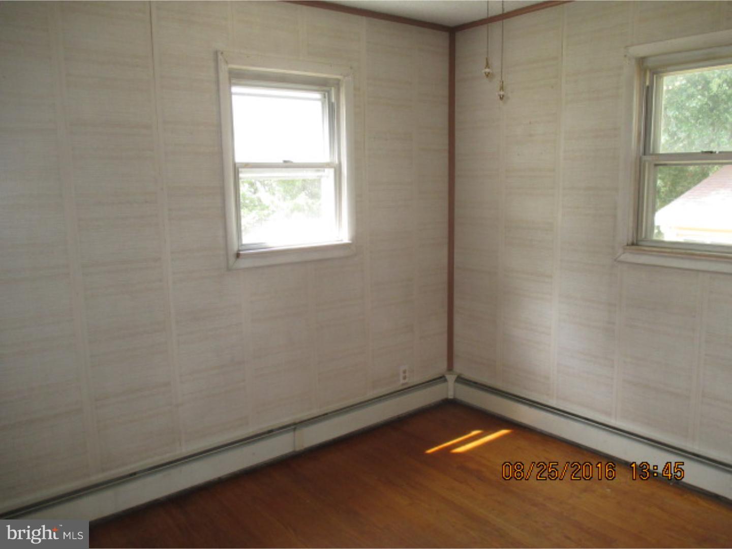 505 Brooke Avenue Magnolia, NJ 08049 - Photo 9 of 16