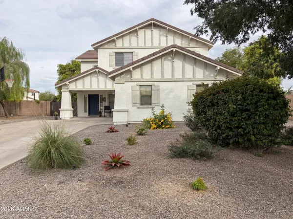 $699,900 | 1111 East Blue Spruce Lane, Gilbert, AZ 85298