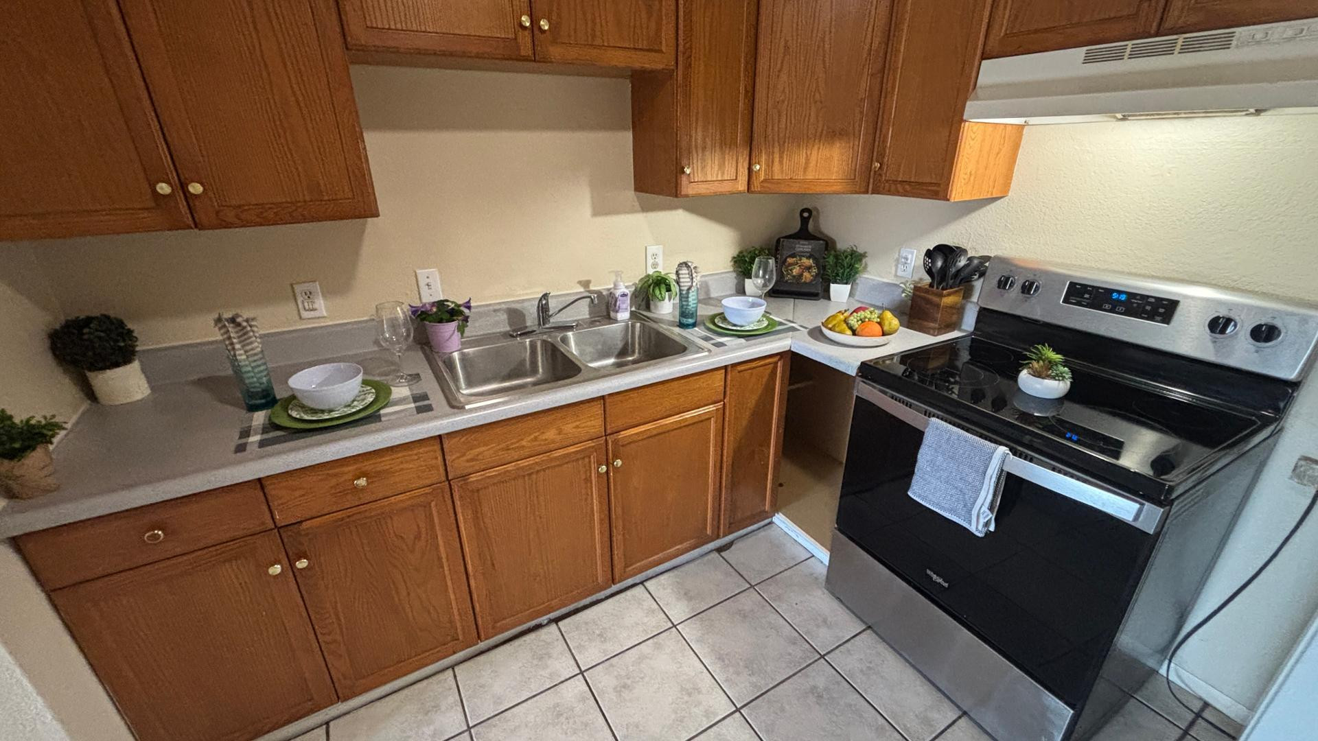 1301 West 3rd Street, Unit 2 Tempe, AZ 85281 - Photo 7 of 18 Photo #7