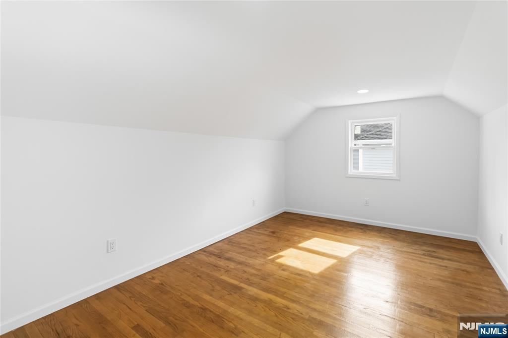 116 Washington Place Teaneck, NJ 07666 - Photo 19 of 26