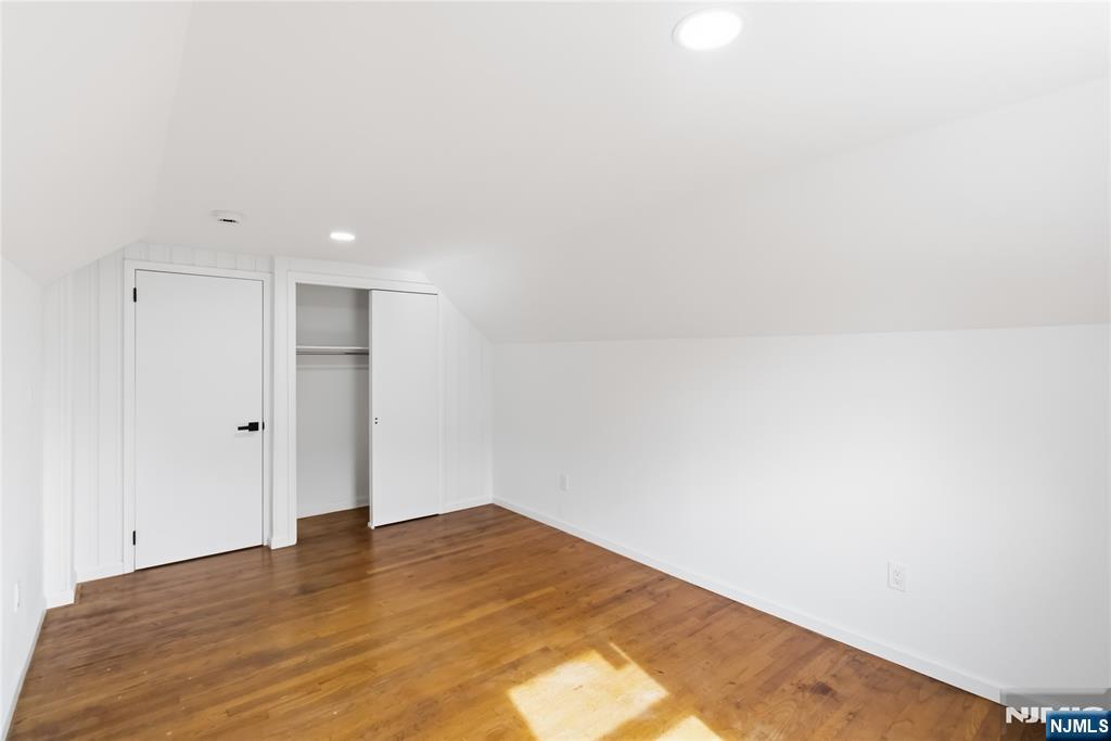 116 Washington Place Teaneck, NJ 07666 - Photo 20 of 26