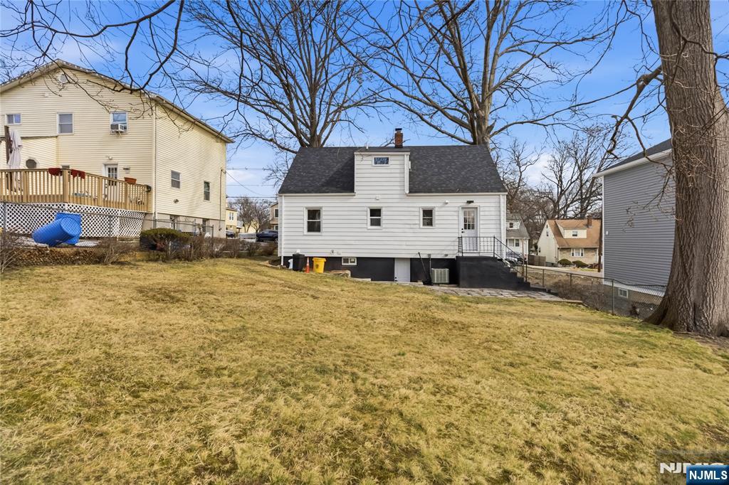 116 Washington Place Teaneck, NJ 07666 - Photo 26 of 26