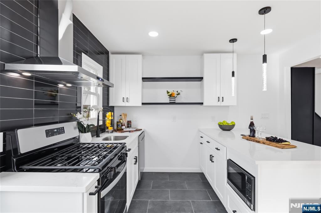 116 Washington Place Teaneck, NJ 07666 - Photo 6 of 26