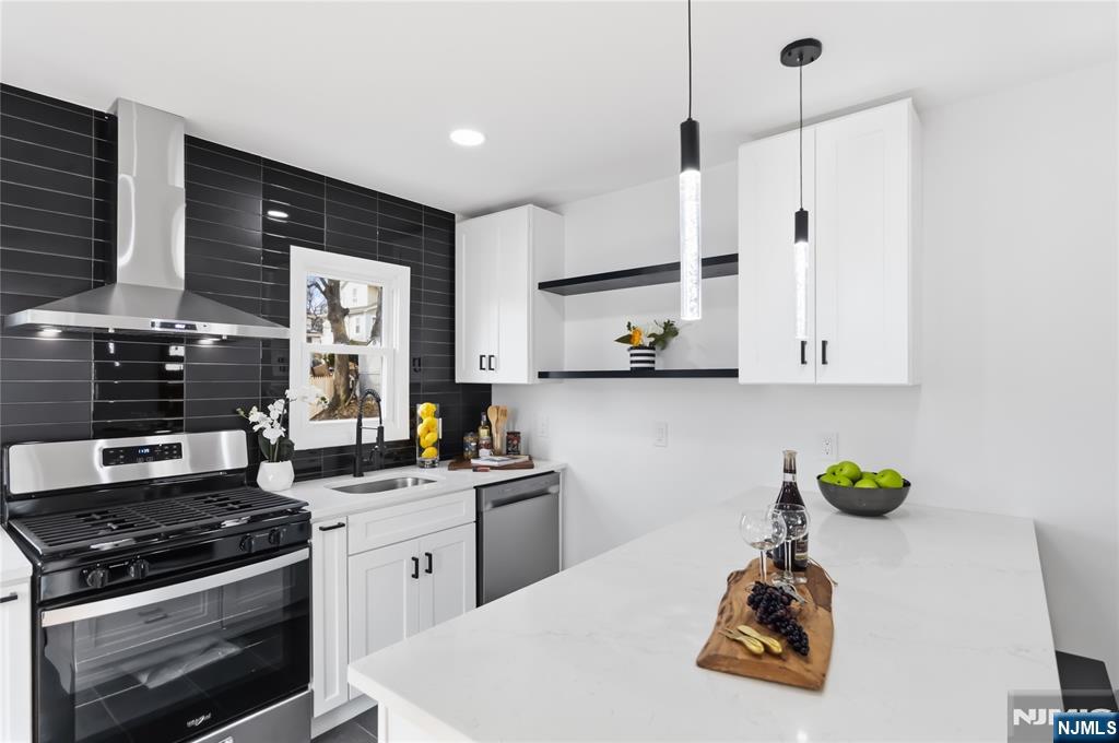 116 Washington Place Teaneck, NJ 07666 - Photo 9 of 26