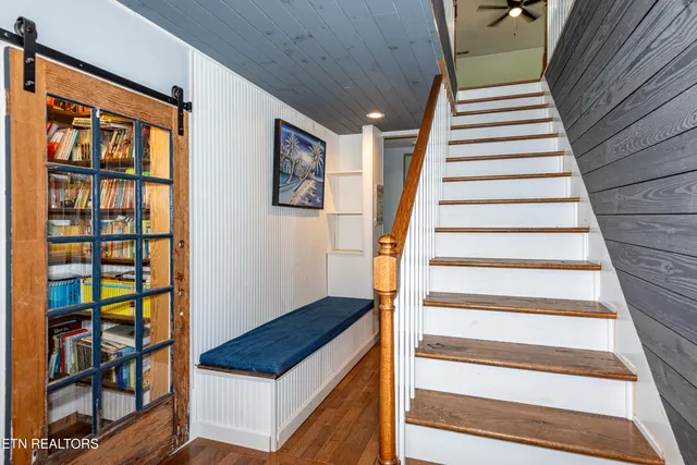 $699,900 | 209 Montgomery Lane, Maryville, TN 37803