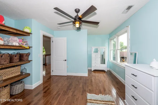 $699,900 | 209 Montgomery Lane, Maryville, TN 37803