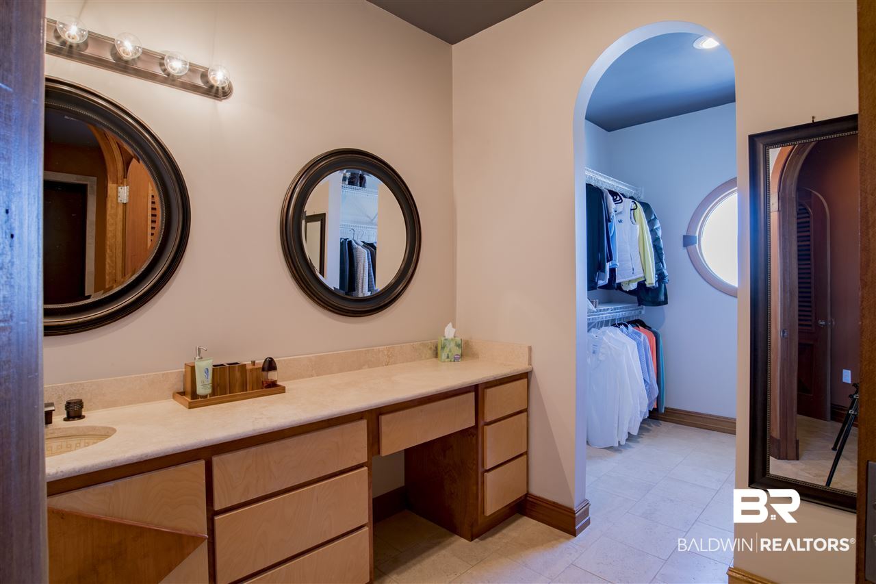 32537 River Road Orange Beach, AL 36561 - Photo 22 of 46 Water Closet Quite Spacious!