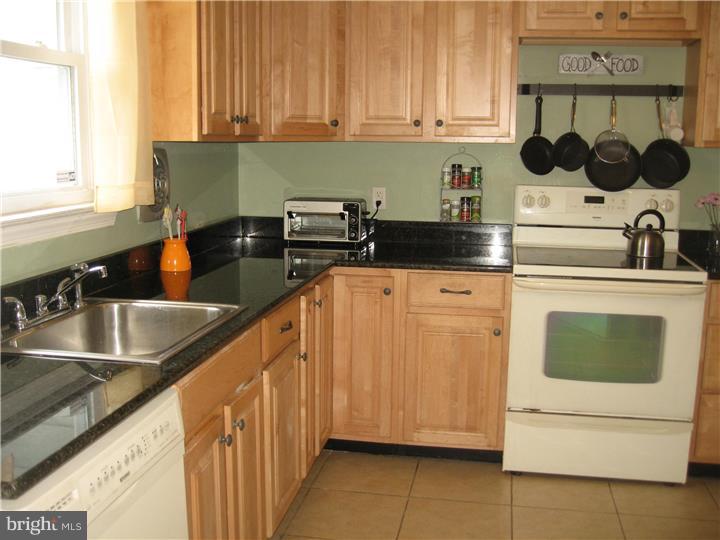 3245 Pine Road Huntingdon Valley, PA 19006 - Photo 7 of 24 Gallery Image 7