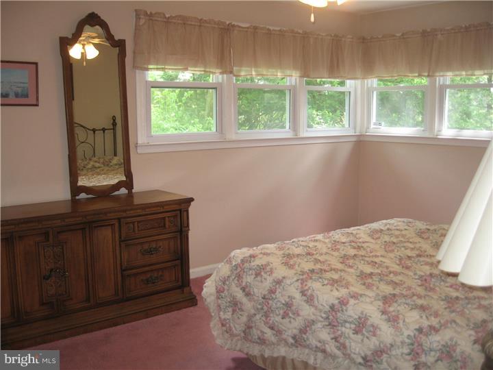 3245 Pine Road Huntingdon Valley, PA 19006 - Photo 9 of 24 Gallery Image 9