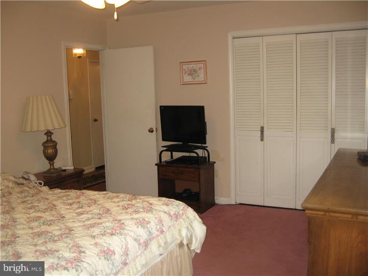 3245 Pine Road Huntingdon Valley, PA 19006 - Photo 10 of 24 Gallery Image 10