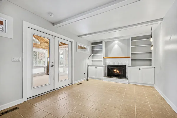 $475,000 | 6050 Adaway Court Southeast, Ada, MI 49301