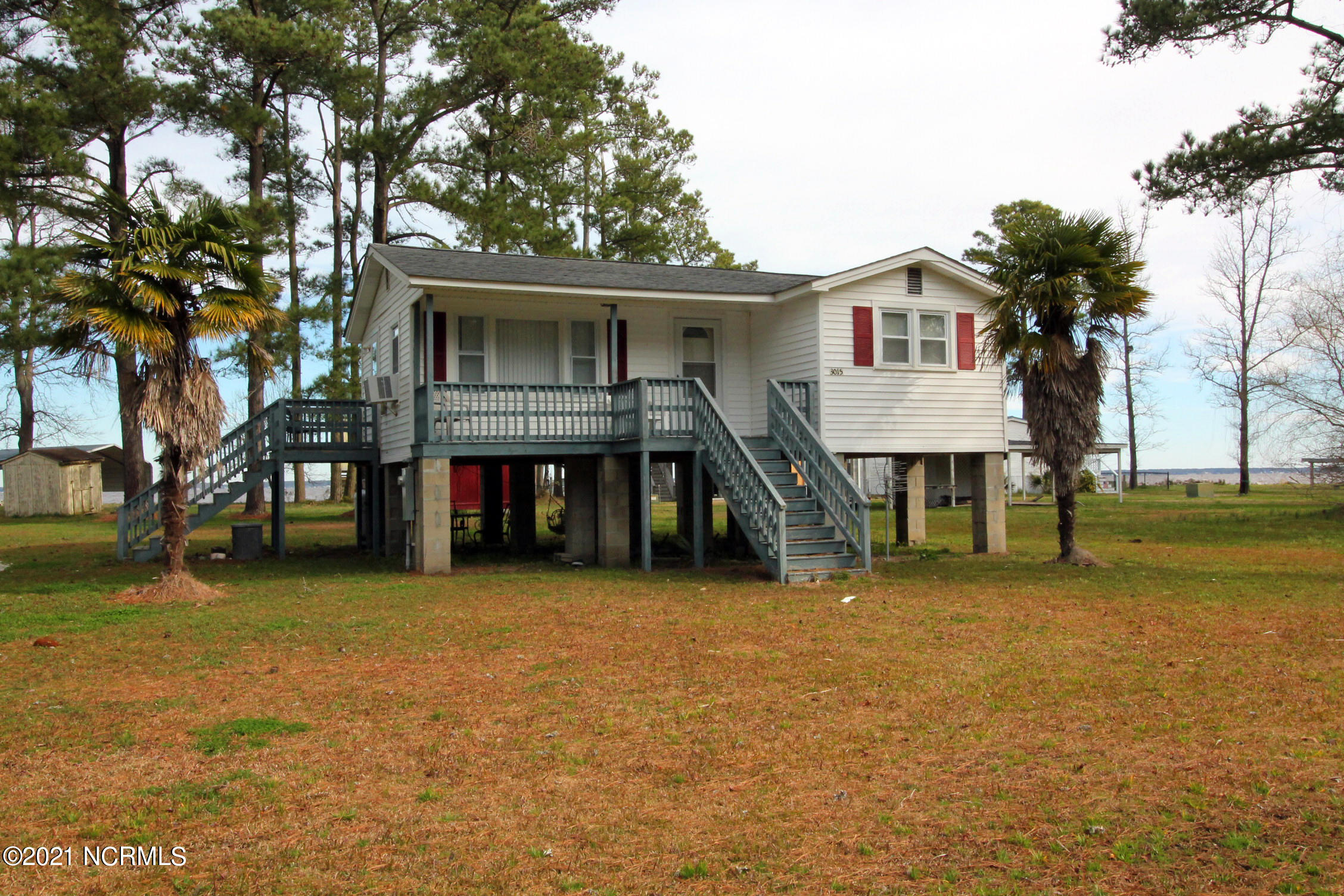 3015 Hickory Point Road Aurora, NC 27806 - Photo 1 of 18 Main View
