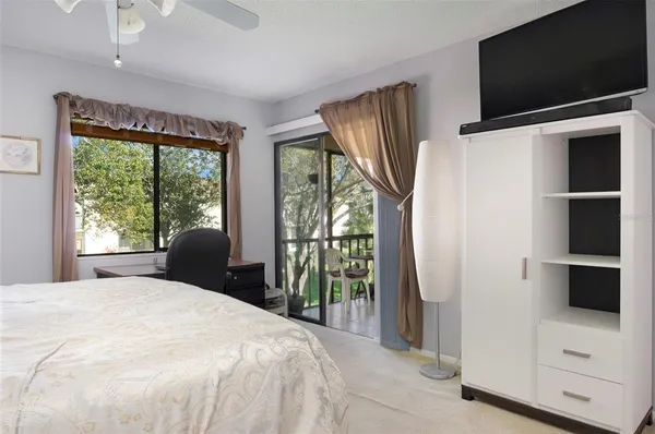 $199,000 | 110 Lakeside Court, Unit 110, Oldsmar, FL 34677