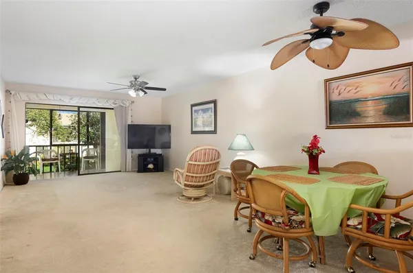 $199,000 | 110 Lakeside Court, Unit 110, Oldsmar, FL 34677