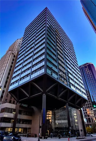 $300,000 | 1101 Walnut Street, Unit 1202, Kansas City, MO 64106