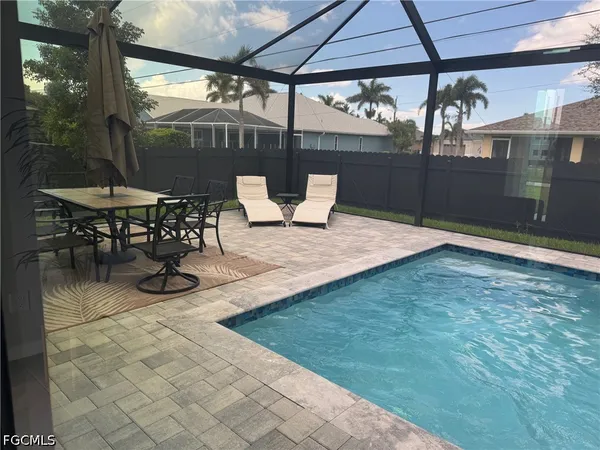$3,200 | 5014 Southwest 16th Place, Cape Coral, FL 33914