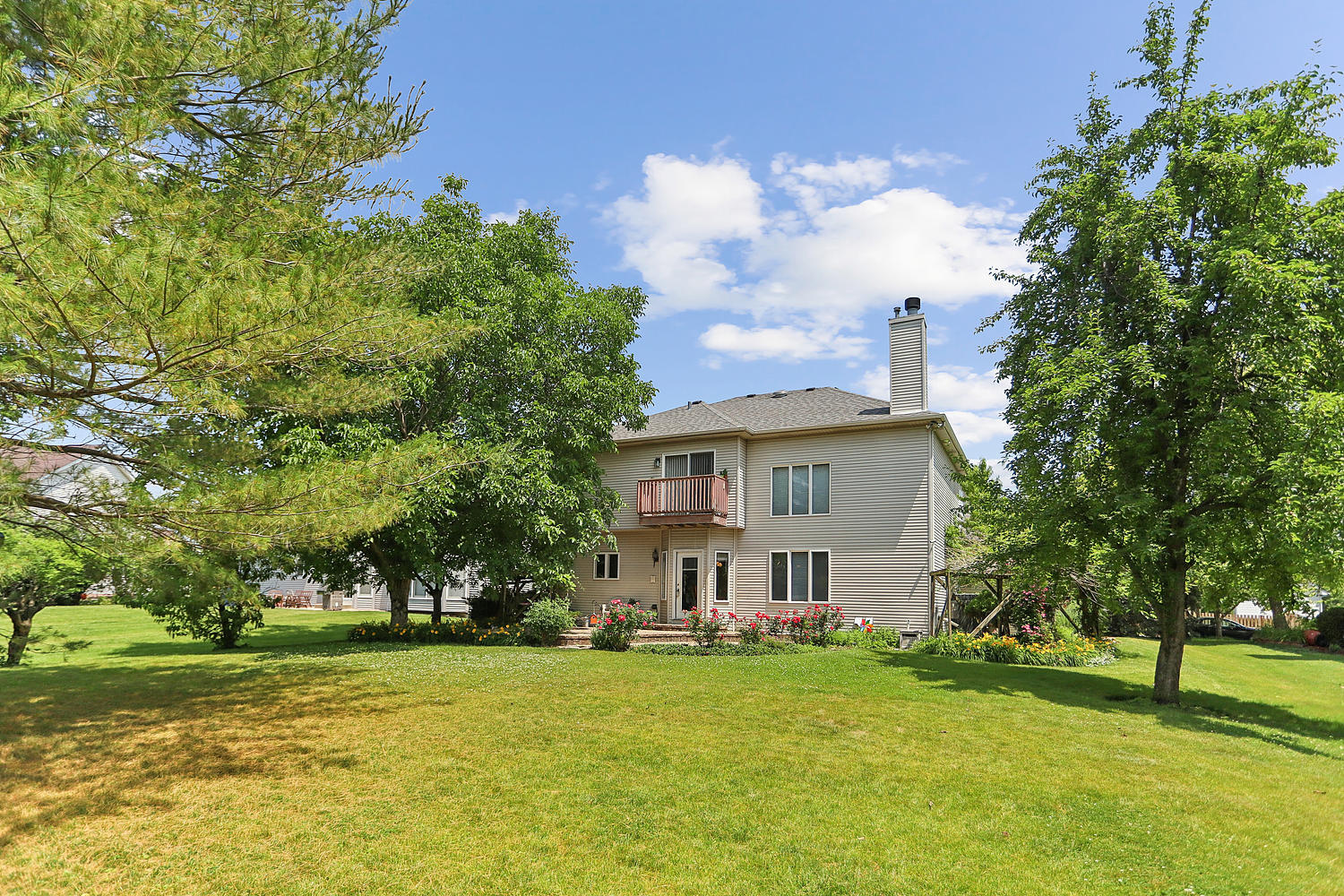 2708 High Meadow Road Naperville, IL 60564 - Photo 2 of 21 a view of a house with a big yard