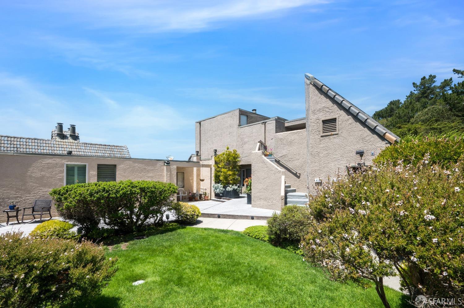 415 Roberts Road Pacifica, CA 94044 - Photo 4 of 66