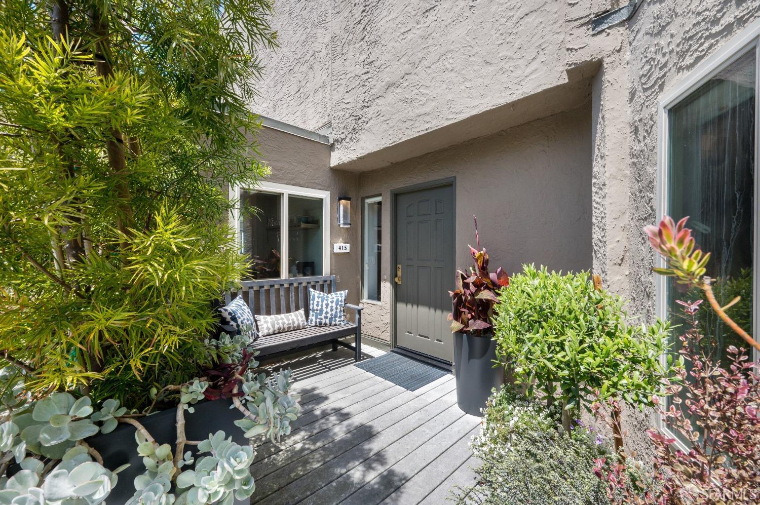 415 Roberts Road Pacifica, CA 94044 - Photo 5 of 66