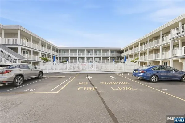 $2,000 | 1 2nd Avenue, Unit 8, Seaside Heights, NJ 08751