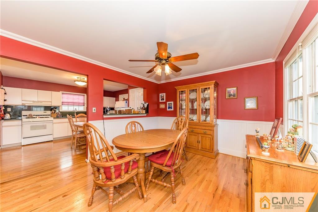 285 Valley Road Clark, NJ 07066 - Photo 4 of 25 Gallery Image 4