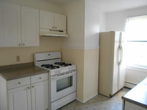 $1,550 | 27 Meade Street, Unit 3, Milford, MA 01757