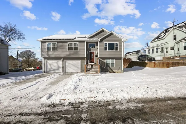 $559,900 | 40 Burnside Avenue, Woonsocket, RI 02895