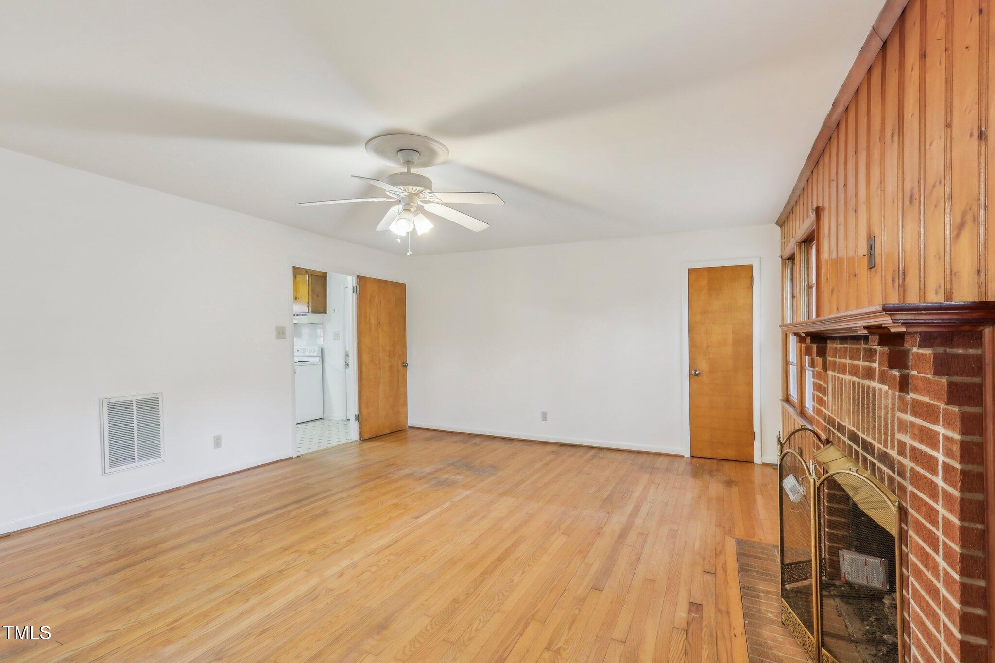 209 High House Road Cary, NC 27513 - Photo 5 of 40 7-web-or-mls-High House Rd-007