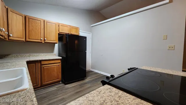 $1,525 | 208 South Ginger Drive, Hubert, NC 28539