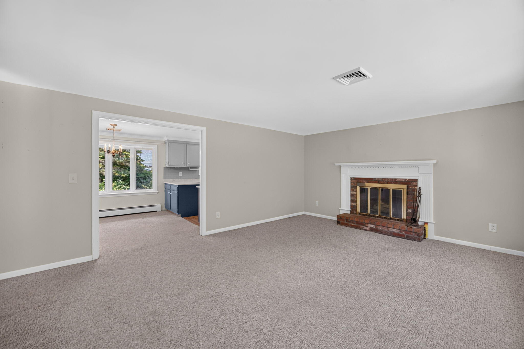 240 Chatham Road Harwich, MA 02645 - Photo 5 of 34 LR w/FIREPLACE