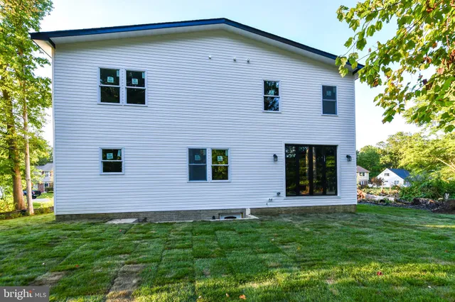 $899,997 | 16305 Ayrwood Lane, Bowie, MD 20716