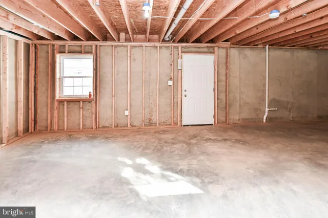 $899,997 | 16305 Ayrwood Lane, Bowie, MD 20716