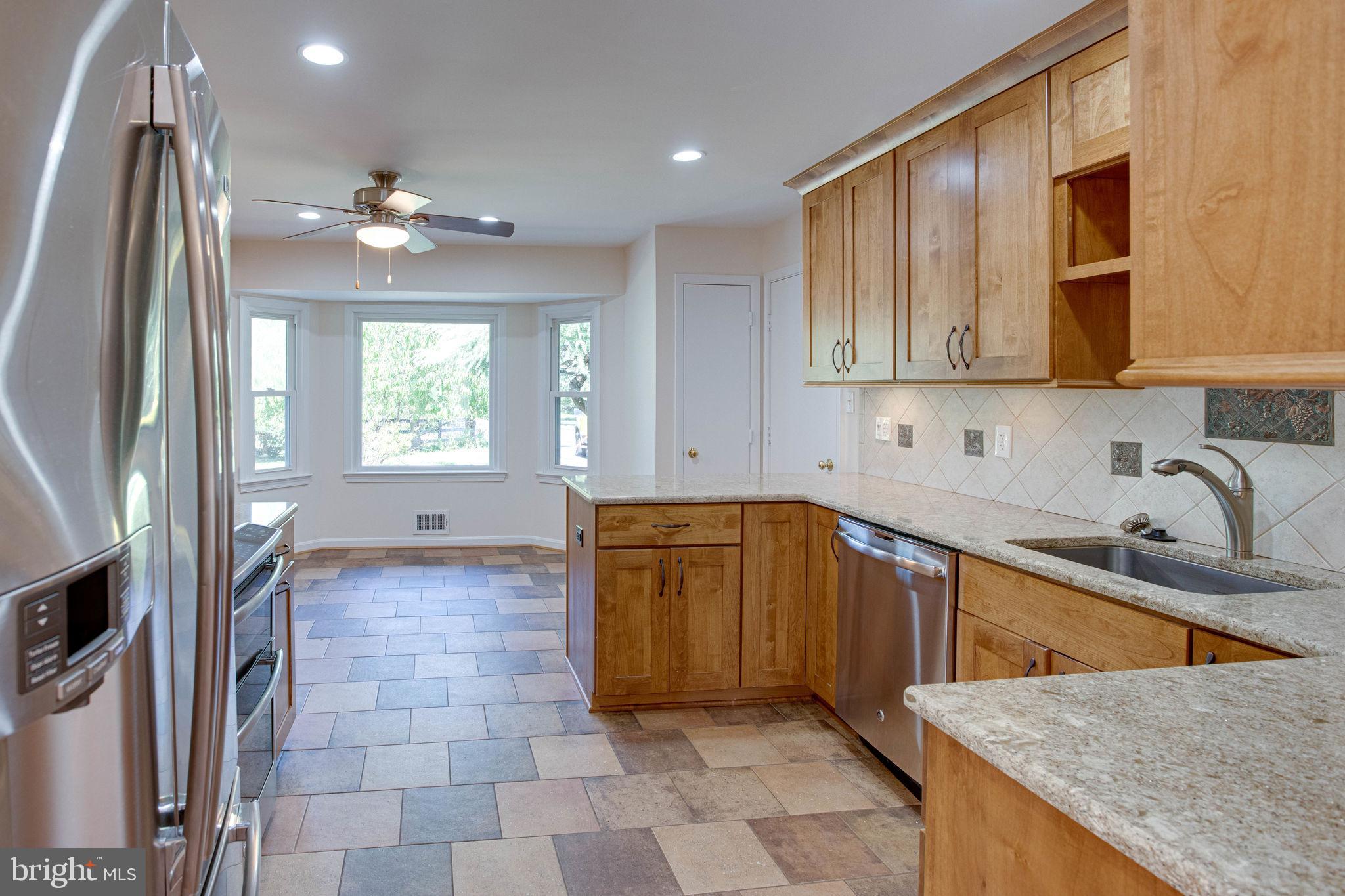 11629 Popes Head Road Fairfax, VA 22030 - Photo 12 of 61 Gallery Image 12