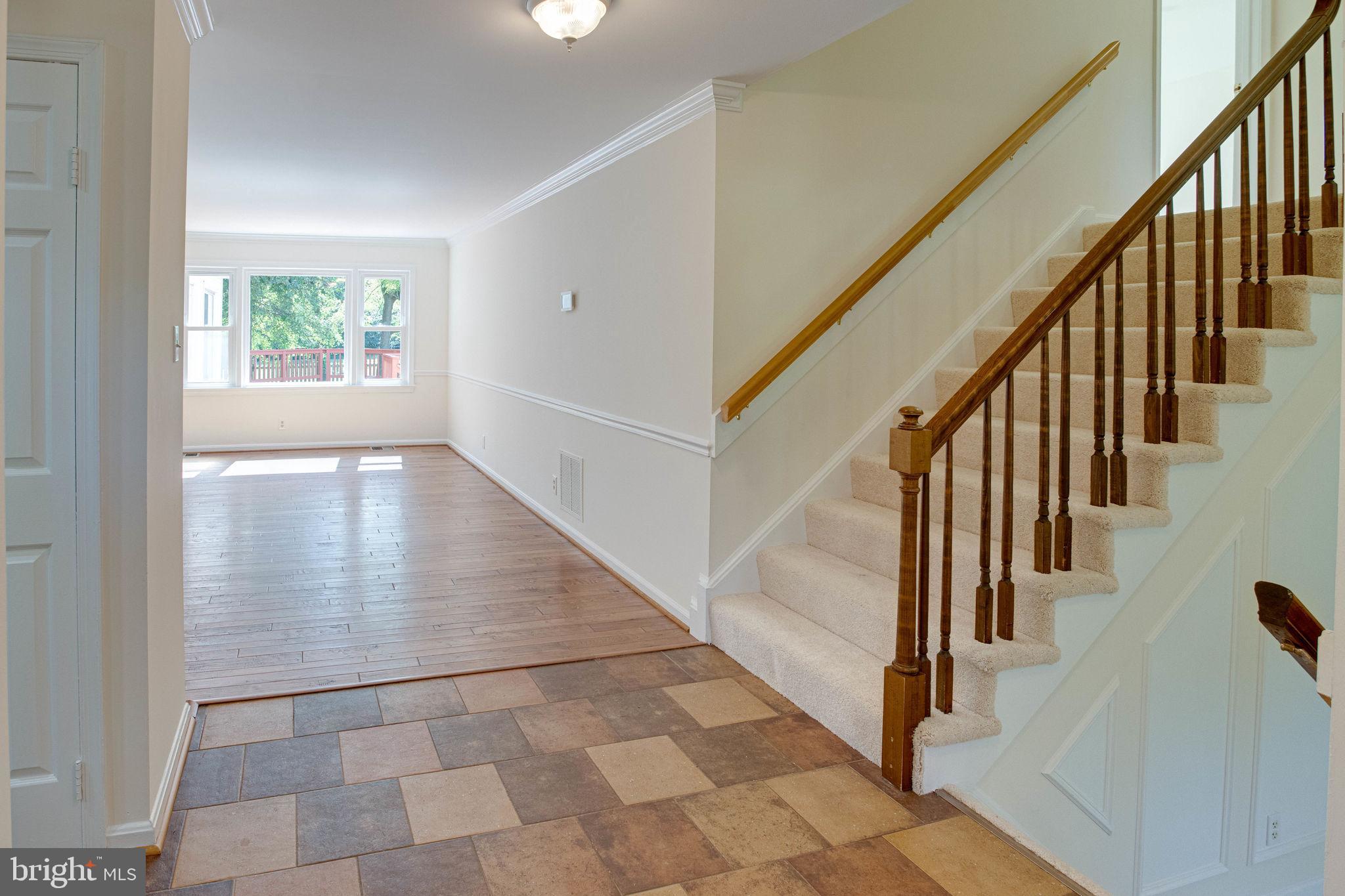 11629 Popes Head Road Fairfax, VA 22030 - Photo 4 of 61 Gallery Image 4