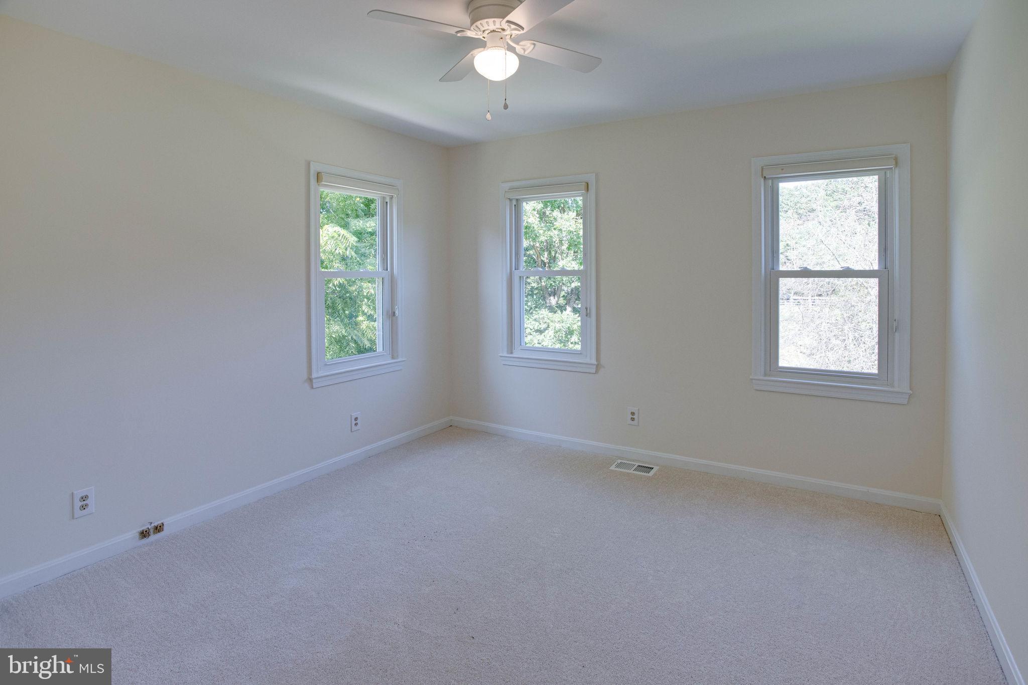 11629 Popes Head Road Fairfax, VA 22030 - Photo 32 of 61 Gallery Image 32