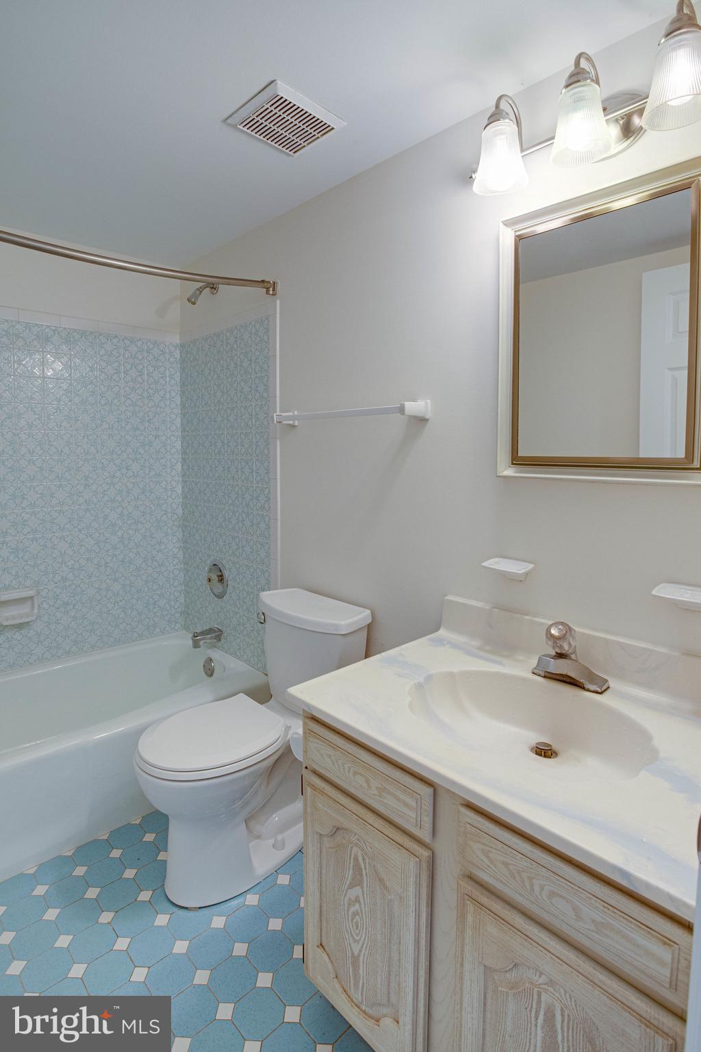 11629 Popes Head Road Fairfax, VA 22030 - Photo 41 of 61 Gallery Image 41