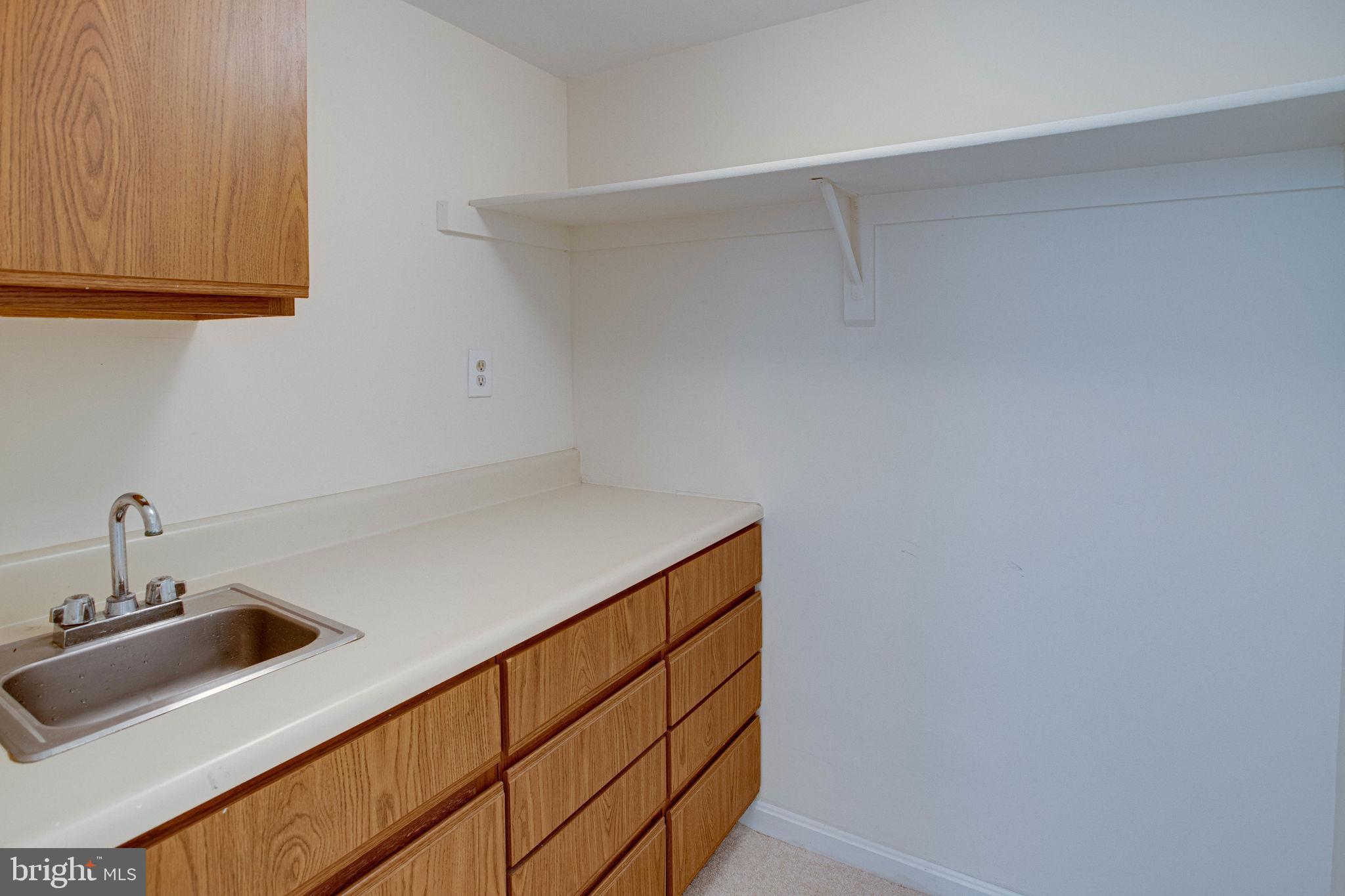 11629 Popes Head Road Fairfax, VA 22030 - Photo 42 of 61 Gallery Image 42