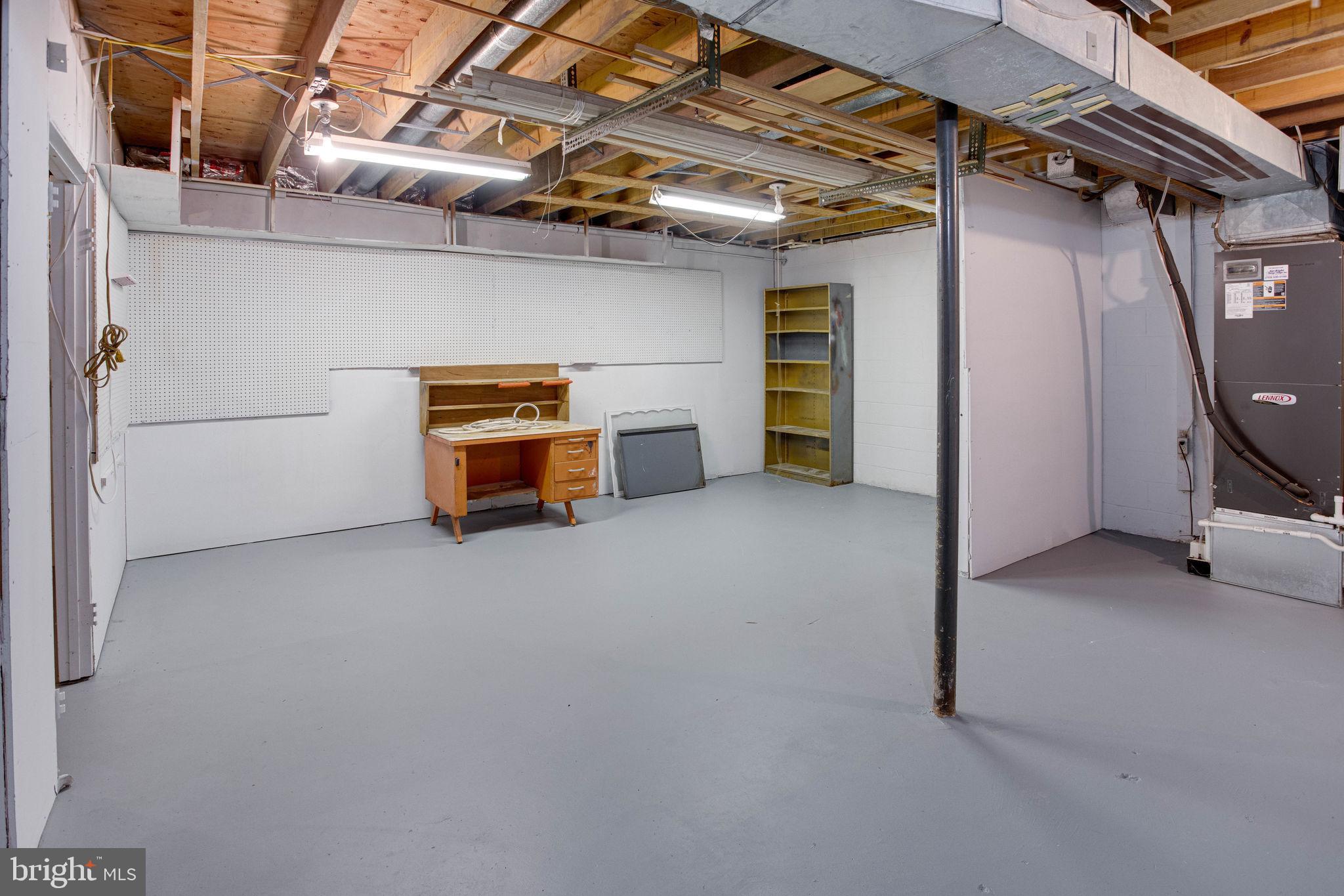 11629 Popes Head Road Fairfax, VA 22030 - Photo 45 of 61 Gallery Image 45