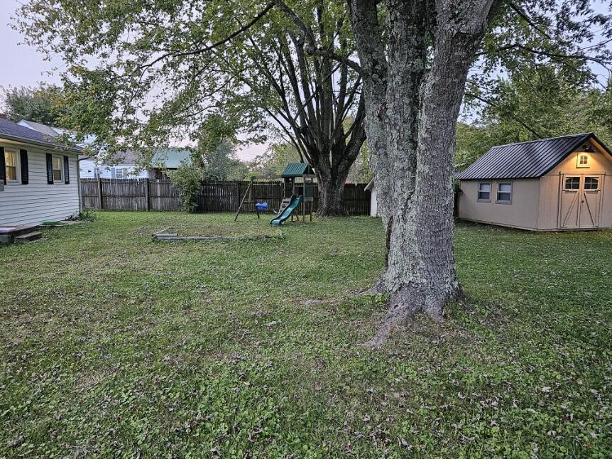 1014 Hawk Creek Road London, KY 40741 - Photo 18 of 18 20231011_185913