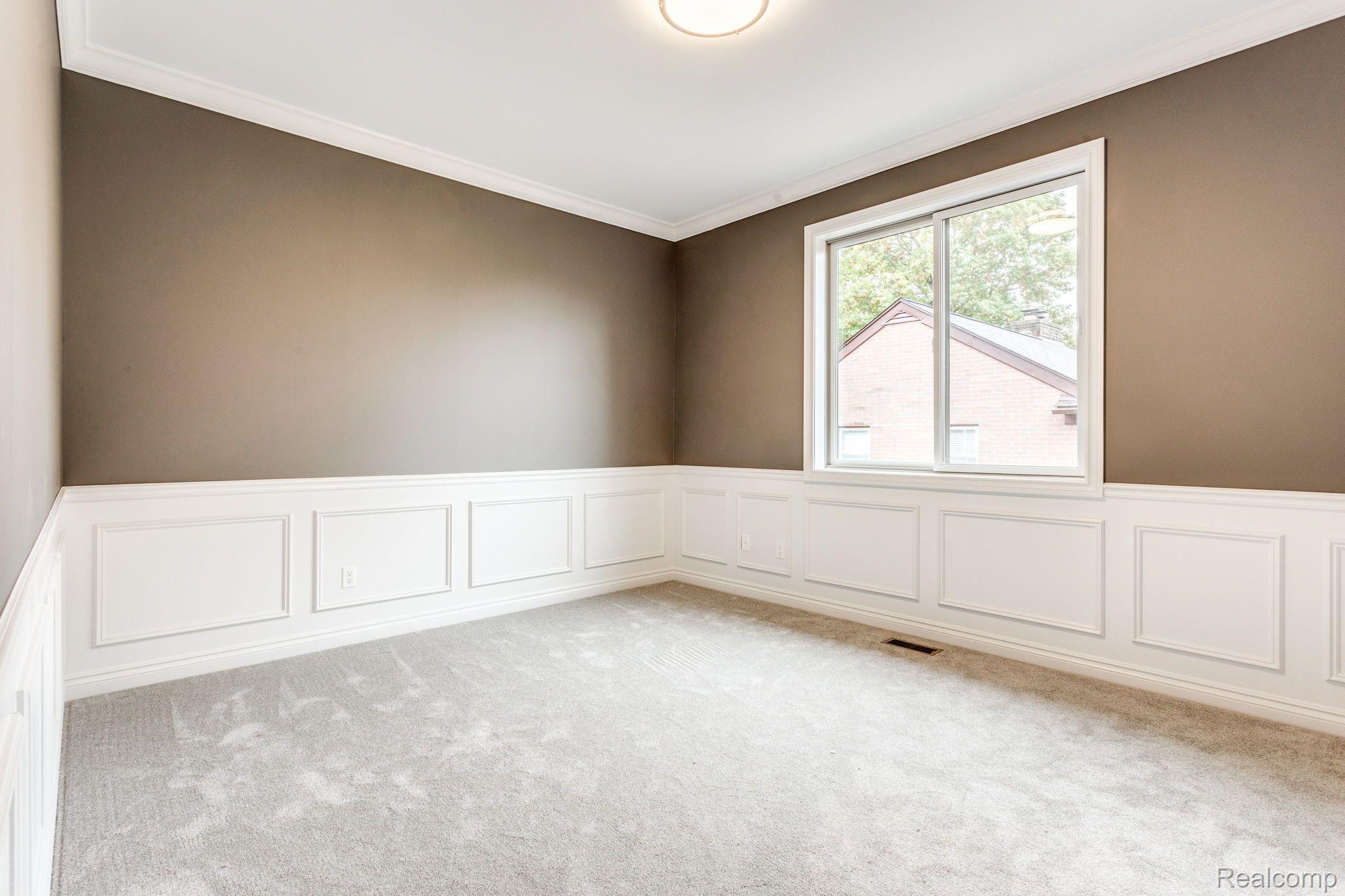 2890 Harrington Road Rochester, MI 48307 - Photo 10 of 50 Gallery Image 10