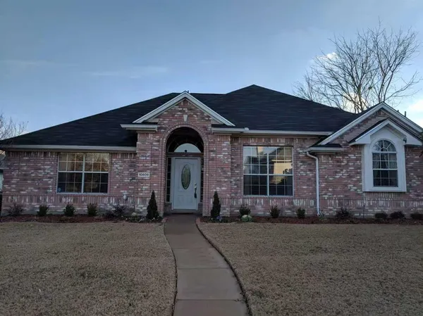 $471,900 | 10609 Pineview Lane, Frisco, TX 75035