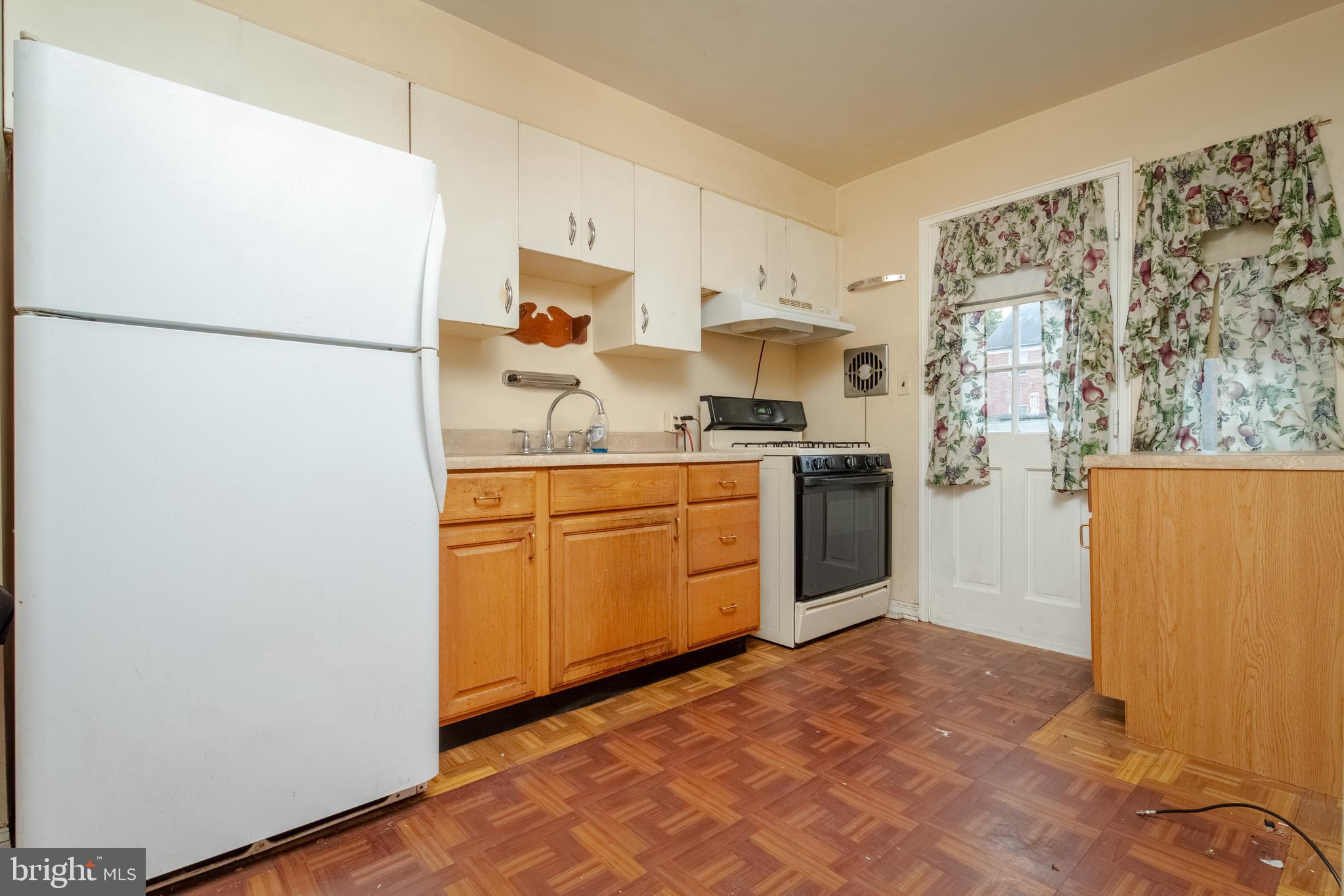 2017 Winford Road Baltimore, MD 21239 - Photo 16 of 39