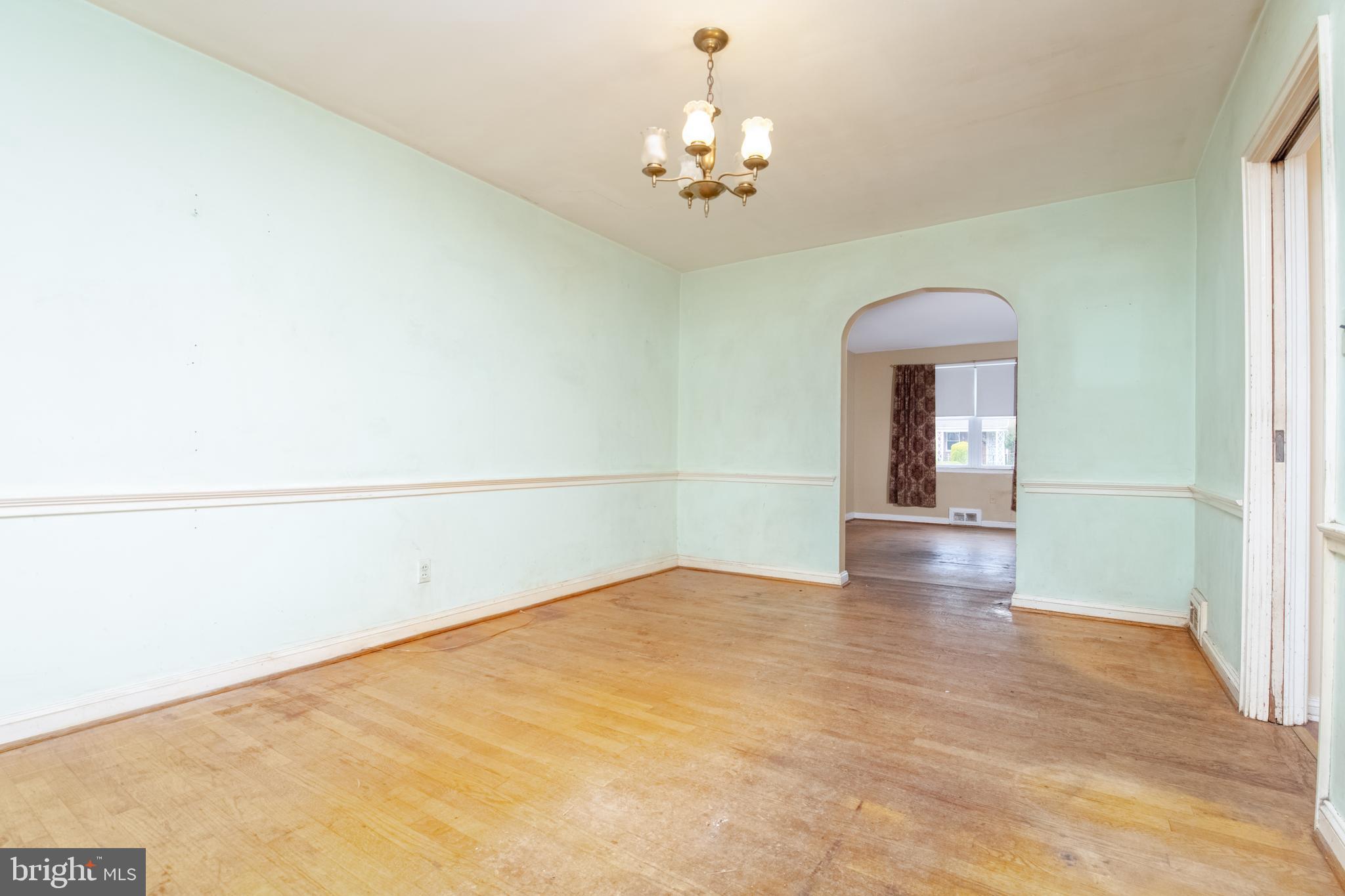 2017 Winford Road Baltimore, MD 21239 - Photo 6 of 39